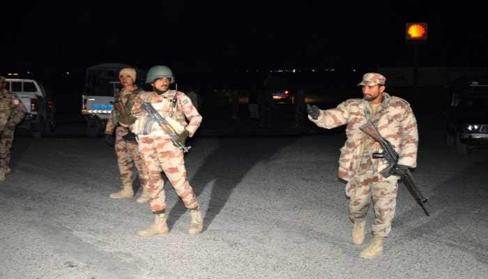 Suicide Bomber Kills Seven Pakistani Soldiers Near Afghan Border