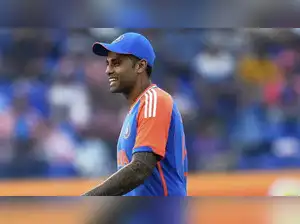 Sunil Gavaskar supported Suryakumar Yadav's decision to promote teammates in the match against Oman, despite Yadav's own form. Gavaskar believes Yadav's move aimed to provide lower-order batsmen like Kuldeep Yadav valuable game time, potentially useful in future matches. Gavaskar also praised Suryakumar's innovative thinking and unconventional strategies as captain.