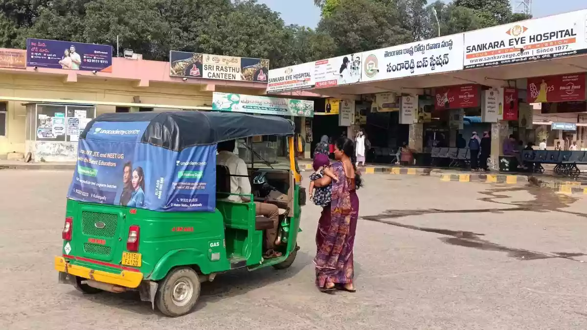 Telangana bandh affects transport services