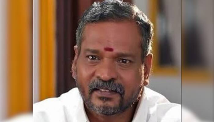 Television actor T. Ravichandran has sought anticipatory bail from the Madras High Court after being booked by Chennai police for allegedly threatening to kill MP Kamal Haasan over his remarks on Sanatana Dharma. Chennai: Television actor T. Ravichandran has approached the Madras High Court seeking anticipatory bail after the Central Crime Branch (CCB) of Chennai police booked a case against him for allegedly issuing a death threat to Rajya Sabha member and Makkal Needhi Maiam (MNM) founder Kamal Haasan.