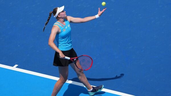 The 2025 Cincinnati Open delivered a major upset as Elena Rybakina defeated world no. 1 Aryna Sabalenka in a commanding straight-sets victory in the quarterfinals. Rybakina's dominant performance showcased her ability to challenge the best, advancing her to the semifinals.