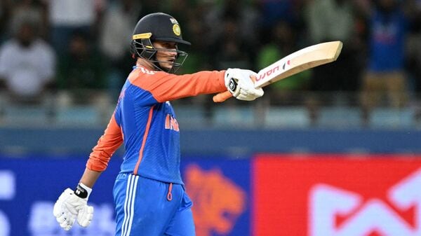 The Asia Cup 2025 has seen some brilliant batting and bowling displays. Check the list of top players and their performances after the India vs Pakistan encounter on September 21. <h4>Asia Cup 2025: Batting stats</h4>Abhishek Sharma leads the run chart with 173 runs in four matches at an average of 43.25. The next is Sri Lanka's Pathum Nissanka with 146 runs. Pakistan's Sahibzada Farhan has scored 132 runs while Towhid Hridoy from Bangladesh and Kusal Mendis from Sri Lanka complete the top five with 127 and 122 runs respectively.