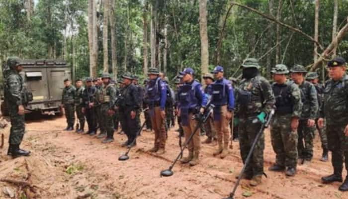The border clash between Thailand and Cambodia has triggered a massive humanitarian crisis, with over one lakh people forced to flee their homes in just two days of conflict, CNN reported. Villagers, including children and the elderly, have been seen escaping in the middle of the night, carrying their belongings in plastic bags, as military shelling continues on both sides.