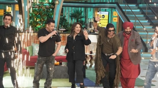 The Great Indian Kapil Show returns for season 3 on Netflix with Navjot Singh Sidhu and special guest Salman Khan. The season premieres June 21. The Great Indian Kapil Show is back with season 3 on Netflix, and the makers are pulling out all the stops to ensure it is a hit with the audience. After the news that Navijot Singh Sindh will make a comeback to the show, new pictures of the behind-the-scenes footage show that none other than Salman Khan will be a guest on the much-awaited season. (Also read: Navjot Singh Sidhu makes khataak entry on The Great Indian Kapil Show; Archana is told ‘mooh pe patti band lo’: Video)