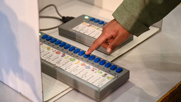 The Indian Council of Social Science Research (ICSSR) has issued a show cause notice to CSDS for alleged data manipulation related to election analysis, citing biased interpretations amid the ‘Vote Chori' row. The ICSSR notice read, “It has come to the notice of ICSSR that an individual holding responsible position at CSDS, an ICSSR-funded research institute, has made media statements that had to be retracted subsequently citing glitches in data analysis regarding elections in Maharashtra. Futher, the institute has published media stories based on biased interpretation of the SIR exercise by the Election Commission of India...