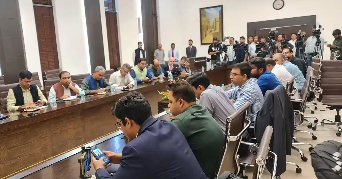 The Ministry of External Affairs on Saturday said that it was not involved in the press conference held by Afghan Foreign Minister Amir Khan Muttaqi in Delhi on Friday in which women reporters were not invited, ANI reported. “MEA had no involvement in the press interaction held yesterday by the Afghan FM in Delhi,” the news agency quoted the ministry as having said in a statement.The Ministry of External Affairs on Saturday said that it was not involved in the press conference held by Afghan Foreign Minister Amir Khan Muttaqi in Delhi on Friday in which women reporters were not invited, ANI reported.“MEA had no involvement in the press interaction held yesterday by the Afghan FM in Delhi,” the news agency quoted the ministry as having said in a statement.Several journalists on Friday said that women reporters were not invited to the press conference and added that this decision was “unacceptable”.Muttaqi had met External Affairs Minister S Jaishankar on Friday morning and held the press conference at the Afghan embassy in the evening to share details about his trip to India – the highest bilateral contact between New Delhi and the Taliban since 2021.
