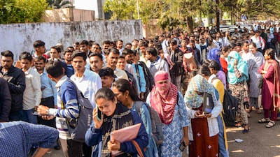 The Ministry of Home Affairs (MHA) has released the exam city slip for the Intelligence Bureau Assistant Central Intelligence Officer (IB ACIO) Tier 1 exam 2025. Applicants for the ACIO position can download the IB ACIO exam city intimation slip from the official website at mha.gov.in. They will need their login credentials such as application number and password to download the same.