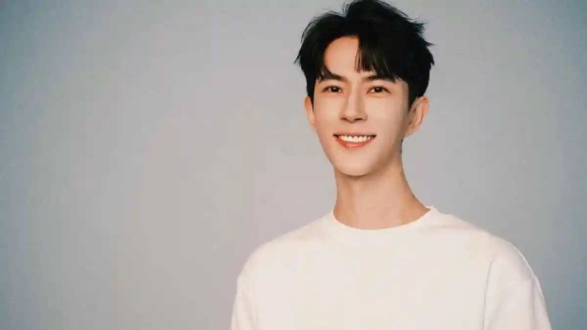 The sudden death of Chinese actor Yu Menglong, widely known as Alan Yu, has taken a disturbing turn in recent days. On September 11, the 37-year-old reportedly fell from a building while intoxicated, leading authorities to rule it an accident. However, a text message allegedly sent by Yu moments before his death has sparked outrage among fans.