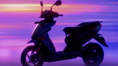 The top electric two-wheeler maker, Ather Energy, which has been receiving an overwhelming response for e-scooters lately, has added Rizta and 450 Series models under new battery subscription plans. According to the details shared by the brand, customers can now enjoy reduced battery subscription costs on both models under its Battery-as-a-Service (BaaS) option.