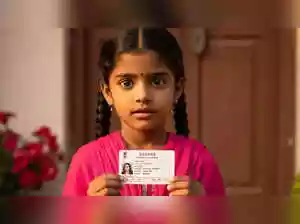 The Unique Identification Authority of India (UIDAI) has waived all fees for mandatory Aadhaar biometric updates for children aged 5–17 years, a move set to benefit around 6 crore children. The waiver, effective from 1st October 2025 for a period of one year, ensures that updates of fingerprints, iris, and photographs—previously charged at ₹125 for children aged 7–15—are now free.