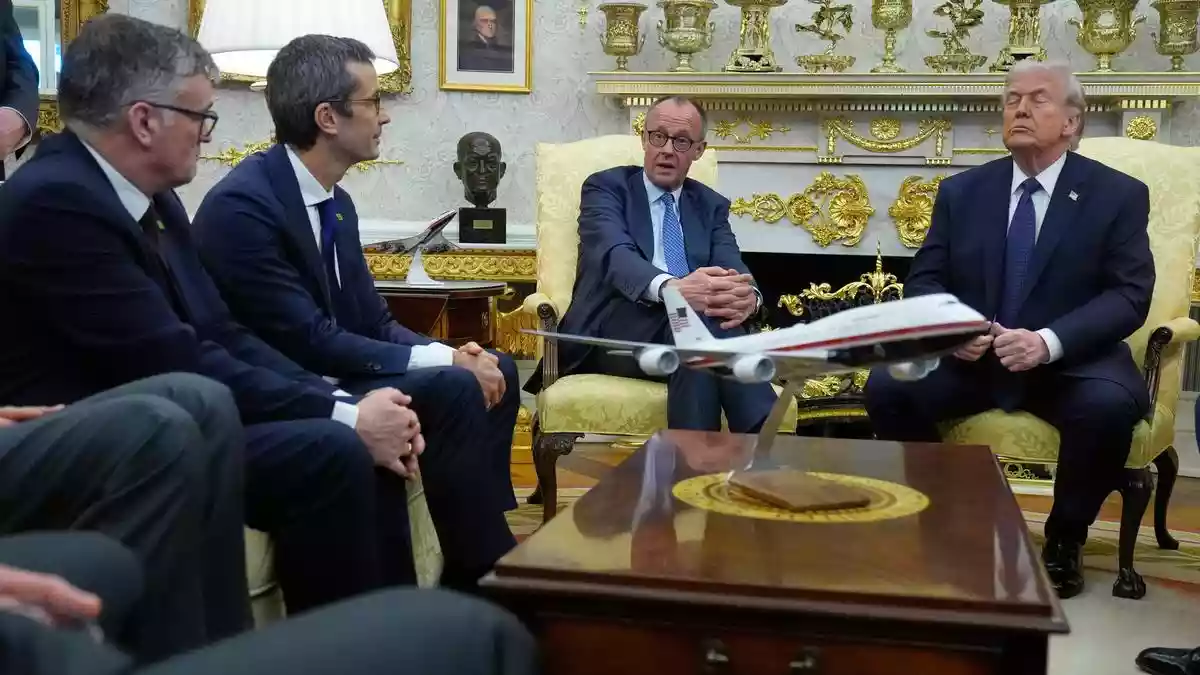 Trump says U.S. Navy could escort tankers through the Strait of Hormuz