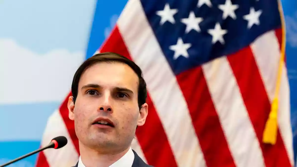 U.S. steps up aid to Cuba while choking off fuel supply