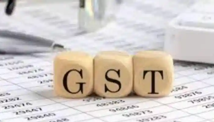 Union Finance Minister Nirmala Sitharaman also visited Laxmi Nagar in the national capital after the implementation of the new GST reforms, where she interacted with shopkeepers and customers. <strong>New Delhi: </strong>Traders and business owners on Monday welcomed the next generation GST reforms, saying the changes will increase purchasing power, lower prices of essential items and give a big push to the economy. They also praised Prime Minister Narendra Modi for introducing the measures during the festive season.