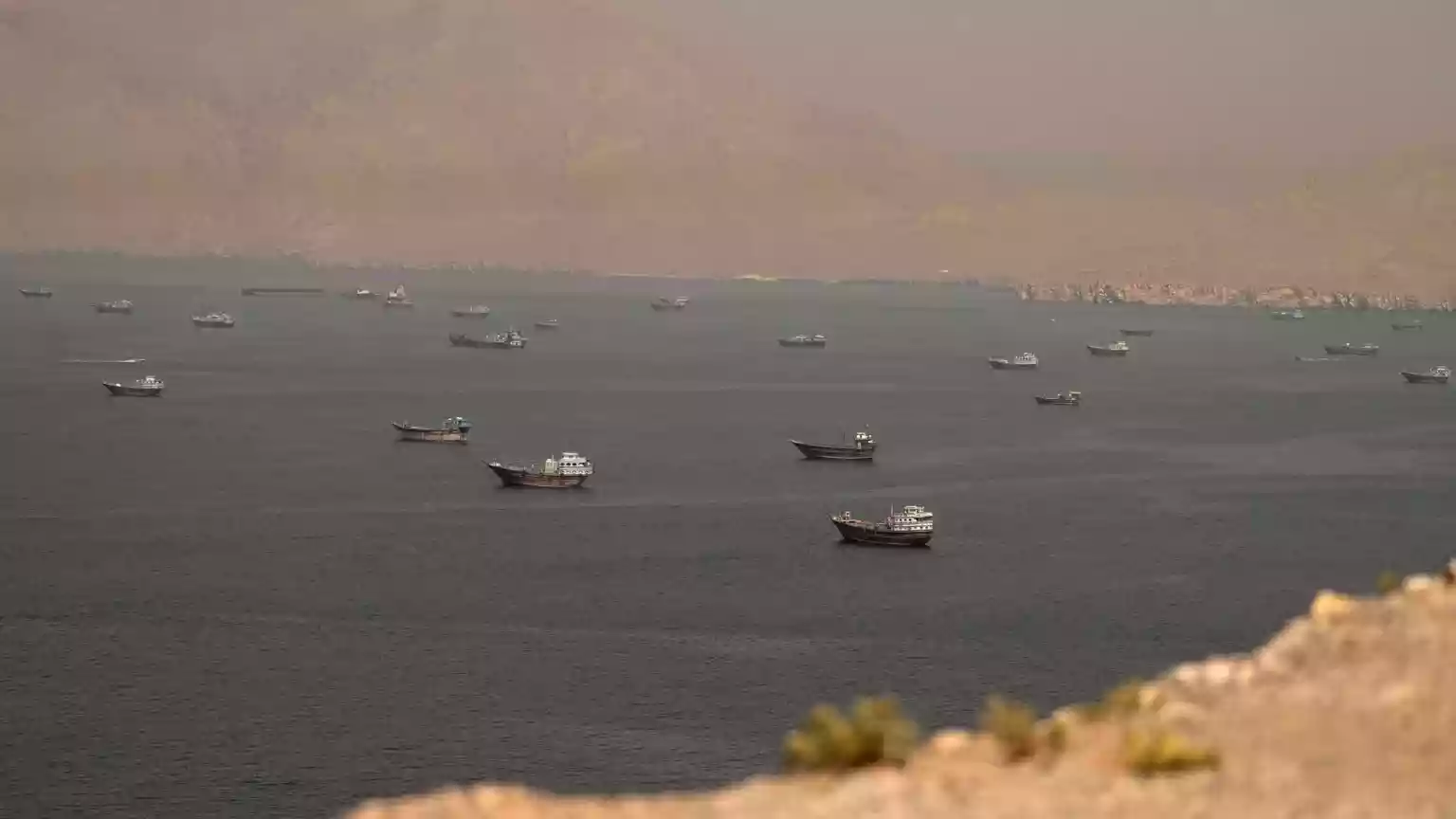 US and Iran exchange strikes and accuse each other of violating ceasefire