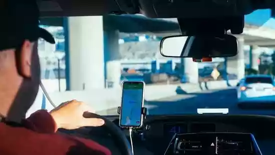 US journalist issues grave warning after concerning encounter with Lyft driver