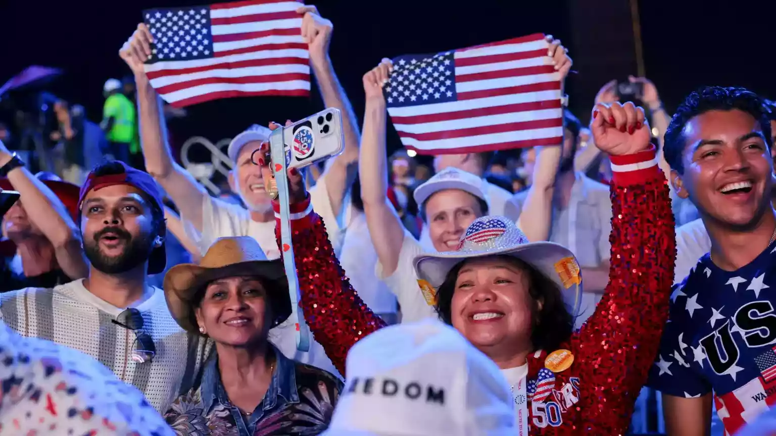 US marks 250th birthday with fireworks