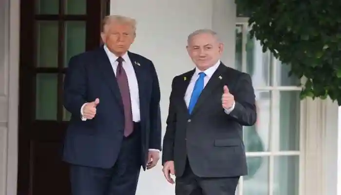 US President Trump and Israeli PM Netanyahu unveiled roadmap to deradicalise Gaza, release hostages and rebuild the region. <strong>Washington:</strong> Israeli Prime Minister Benjamin Netanyahu addressed the media at the White House on Monday alongside US President Donald Trump. He described the Gaza peace plan as a measure that