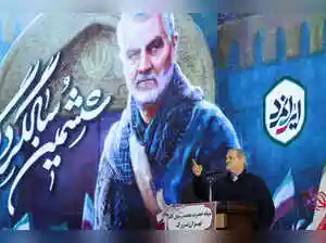 US says its agents arrested Qassem Soleimani's relatives after revoking green cards