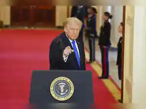 US Senate Democrats introduce bill to force refunds of Trump tariffs deemed illegal