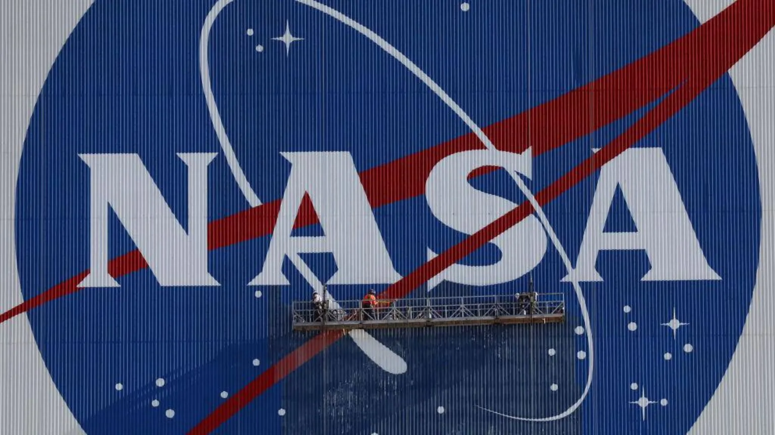 US space agency Nasa has blocked Chinese citizens with valid US visas from its facilities - a move that effectively bars them from working at one of the most respected space research centres. Chinese nationals, who could only work at Nasa as contractors or students contributing to research, found out on 5 September that they had lost all access to Nasa's systems and facilities, Bloomberg news reported, citing sources.