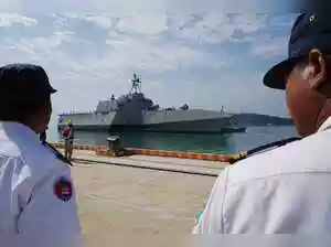 US warship makes first call at Cambodia's Chinese-renovated naval base