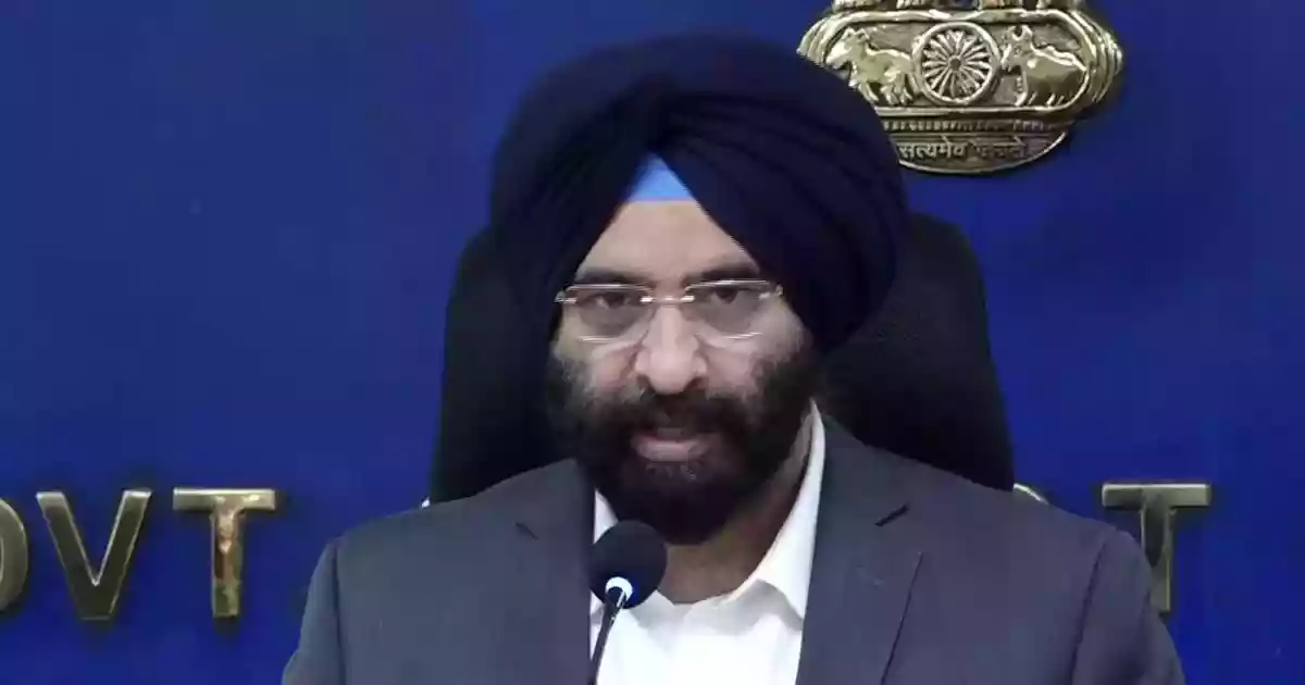 Vehicles without pollution control certificate will not be allowed to refuel from December 18