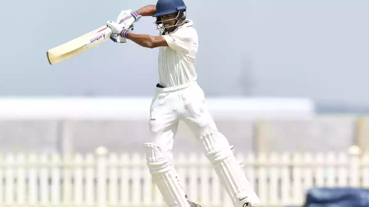 Vimal, Pradosh hammer centuries to put Tamil Nadu in command