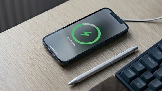 We all hate seeing that battery drop into the red before lunch. The good news is: with a few tweaks, your phone can easily stretch through the day without constant charging. These 5 tips turn power drains into power savers, use them, and your phone will work harder so you don't have to.