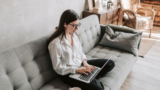 West Bengal Joint Entrance Examinations Board, WBJEEB has released WBJEE Counselling 2025 schedule. Candidates who have passed the WBJEE examination are eligible to for the counselling round. The counselling schedule can be checked by candidates on the official website of WBJEEB at wbjeeb.nic.in.