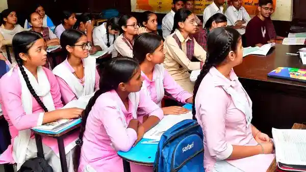 What is CBSE's three-language formula for Class 9