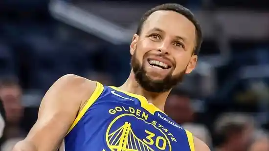 Why isn't Steph Curry playing tonight