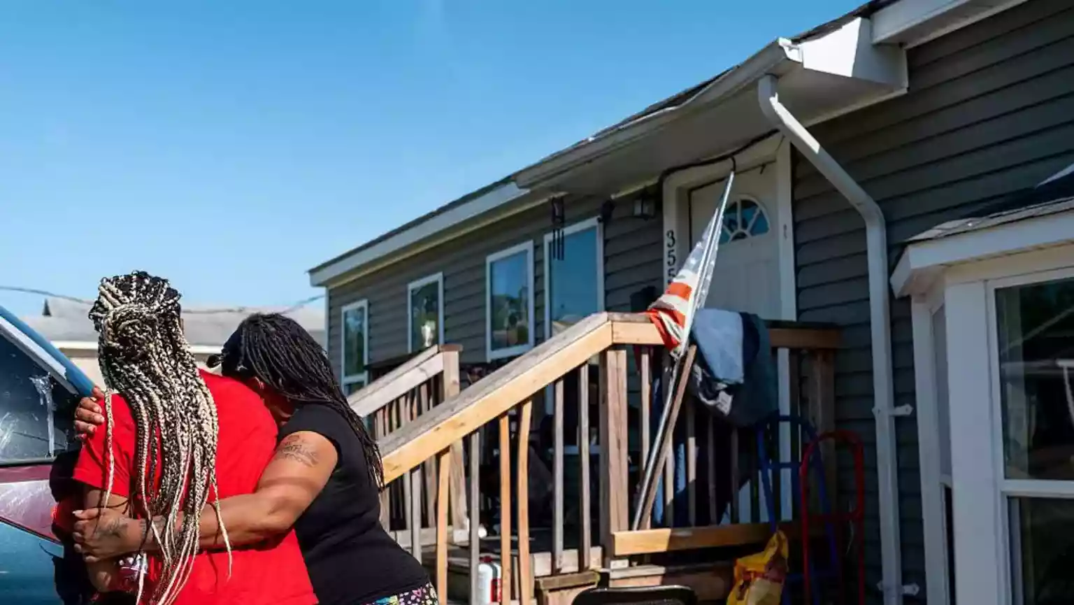 Woman and child jumped off roof to escape deadly Louisiana shooting