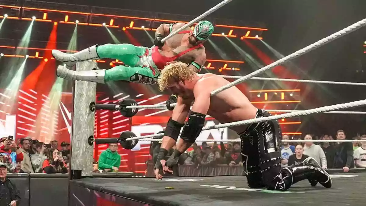 WWE RAW Results (Dec