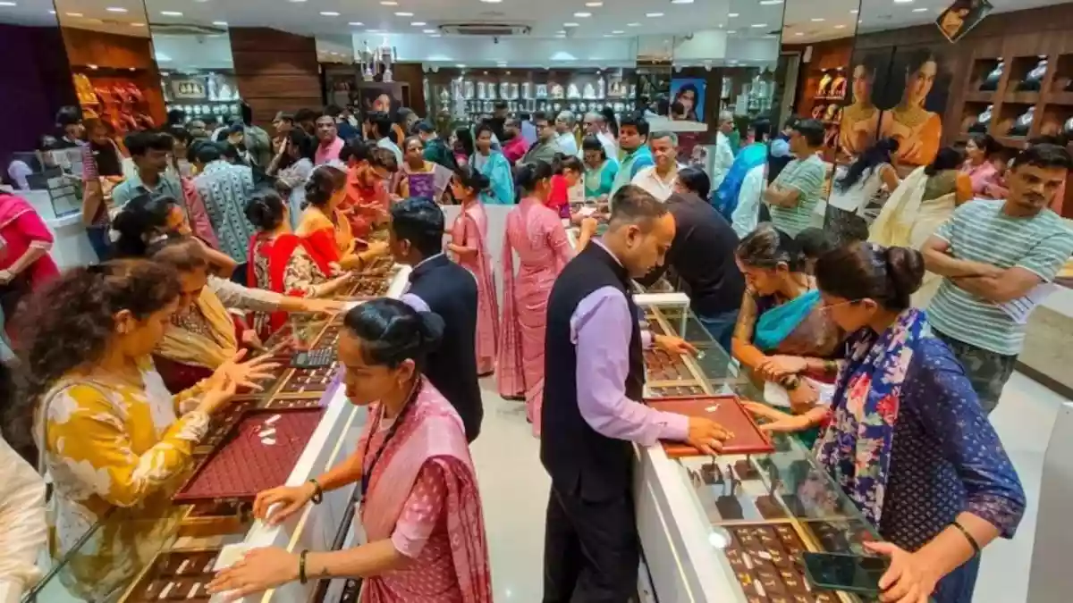 5 दिन में ₹33000 चांदी सस्ती