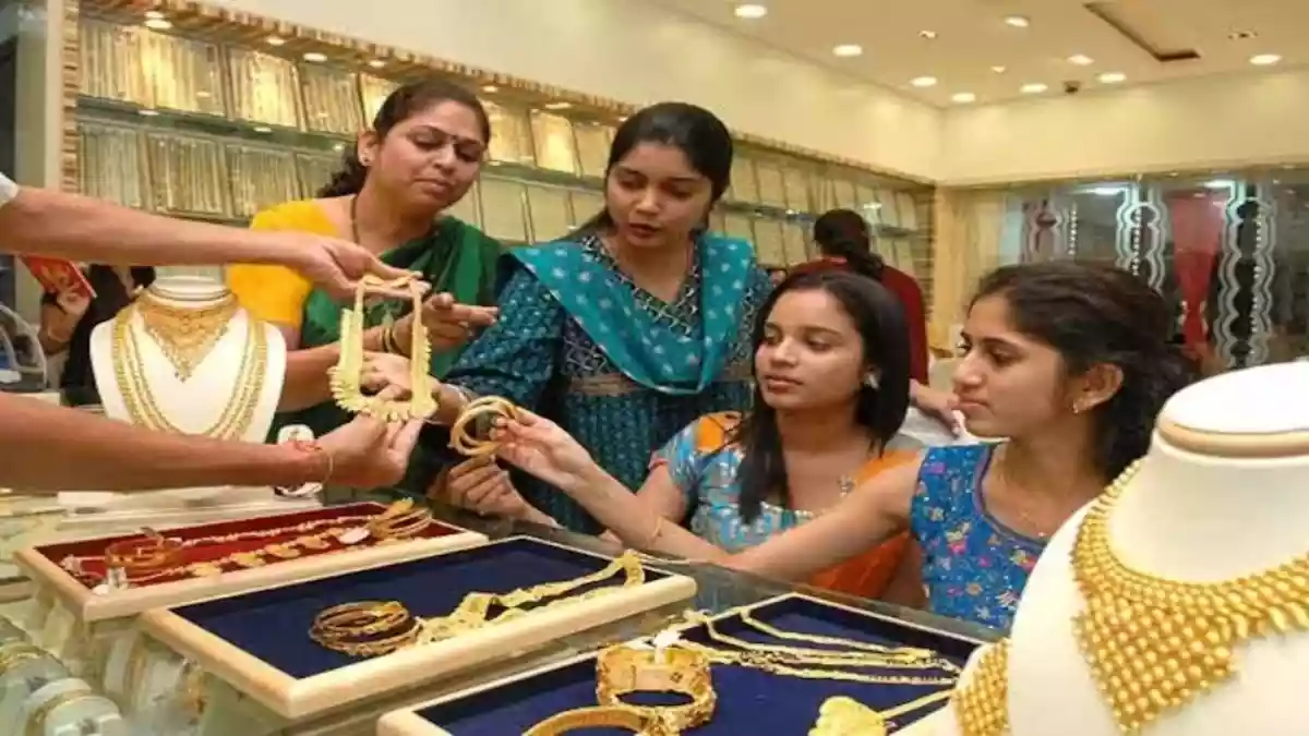 अचानक सोना-चांदी में भारी गिरावट