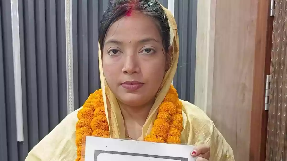 आंसू-विलाप नाटक लगता है