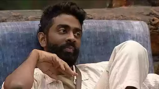 बिग बॉस में हुई प्रणित की एंट्री