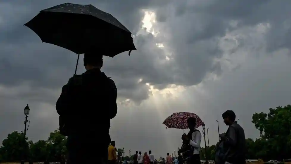 दिल्ली-NCR में मौसम का यूटर्न