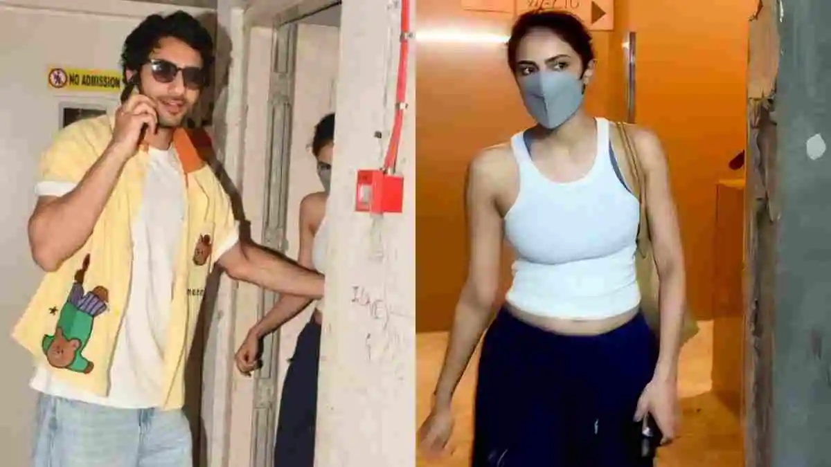 इब्राहिम का गर्लफ्रेंड पलक को इशारा