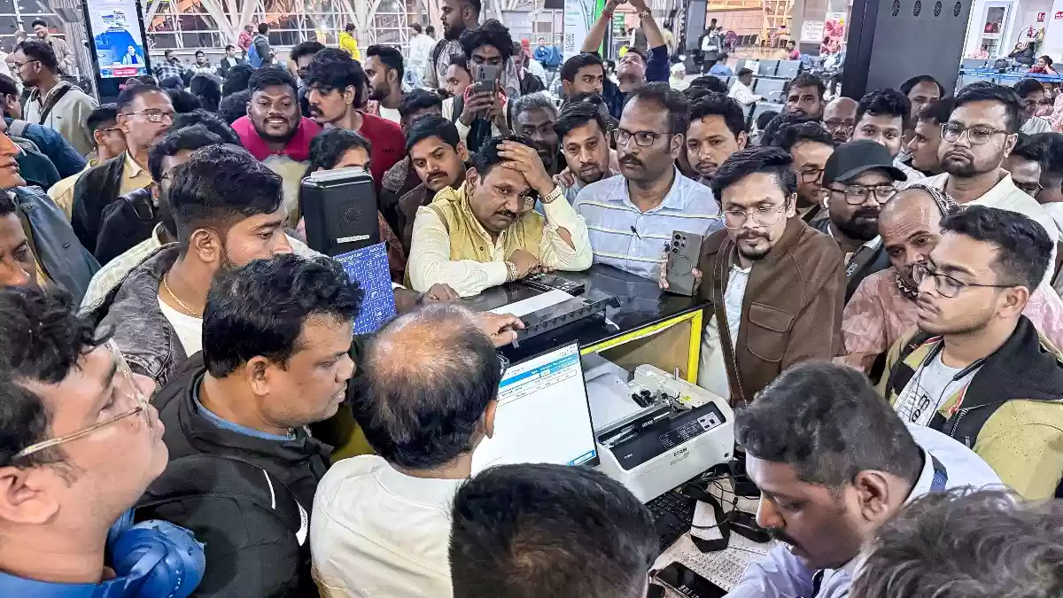 IndiGo पर संसद से लेकर सरकार तक सख्त