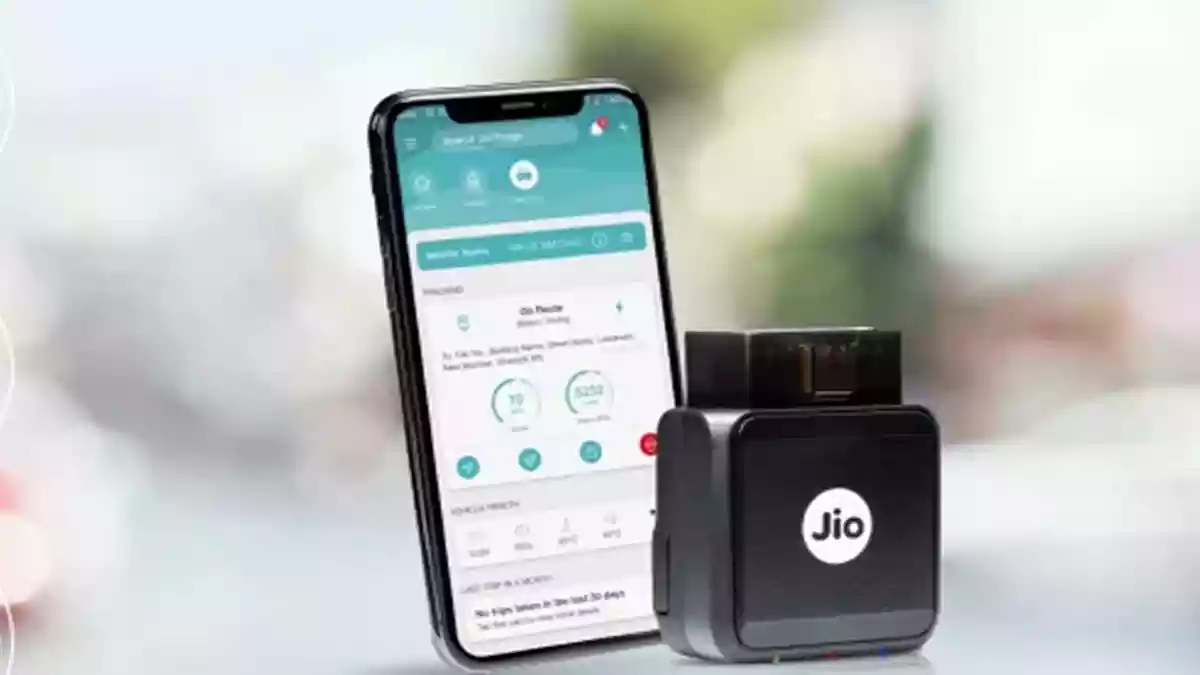 कार में Wifi, चोरी से बचाव, ओवर स्पीड अलर्ट