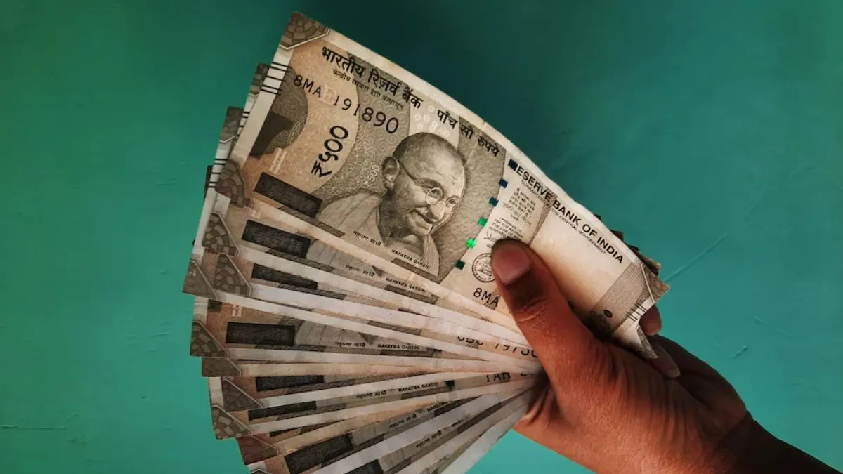 कर्ज लेकर निवेश करना पड़ेगा महंगा