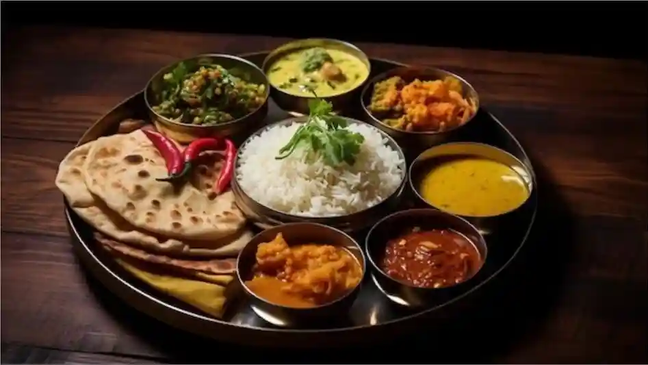 मानसून में न खाएं ये चीजें
