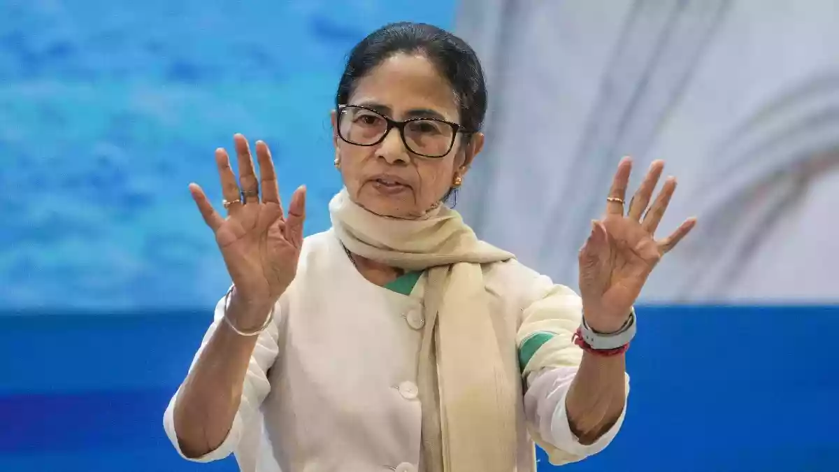 मेरे इफ्तार पार्टी में जाने से दिक्कत क्यों