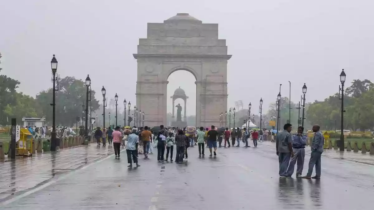 पढ़ें 4 जुलाई 2026 की सुबह की बड़ी खबरें और अन्य समाचार