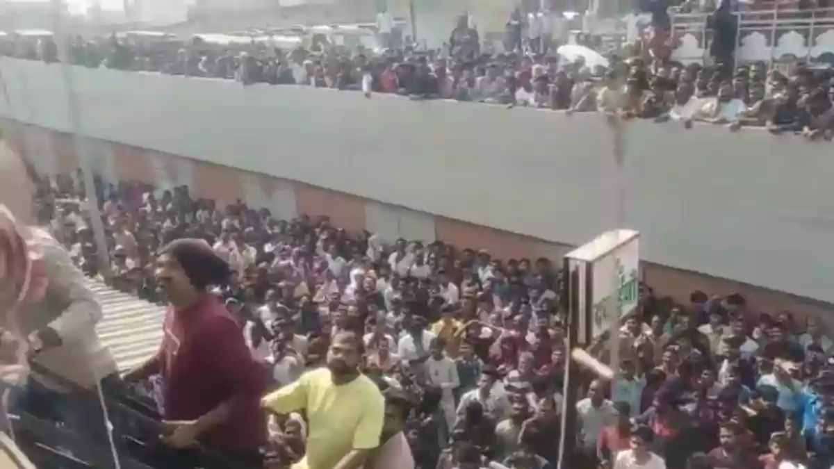 सेकंड फ्लोर के फ्लैट में घुसा तेंदुआ