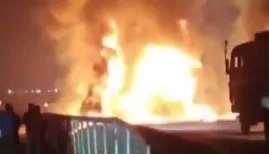 The accident took place when a lorry travelling from Hiriyur towards Bengaluru veered across the central divider and crashed into an oncoming bus