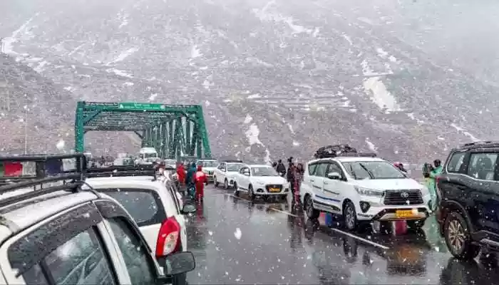 10cm snow in Lahaul-Spiti as severe heatwave grips Kangra & Mandi
