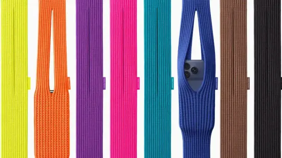 Apple has faced a wave of online mockery following its announcement of a new carrying case for its iPhone range. The US tech giant was ridiculed after it