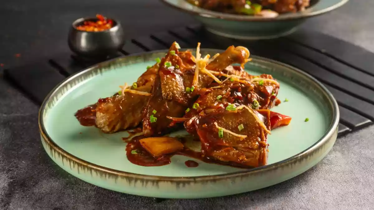 6 Bold Indo-Chinese Duck Recipes For Flavour-Packed Home Cooking